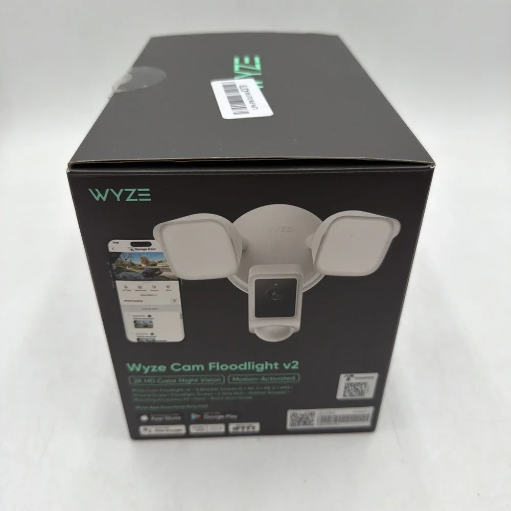 Wyze Cam Floodlight V2 Motion-Activated 2K HD Color Night Vision Camera